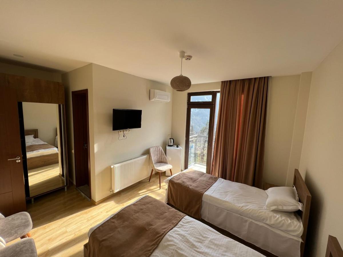 Hotel Khulo Lnn 외부 사진