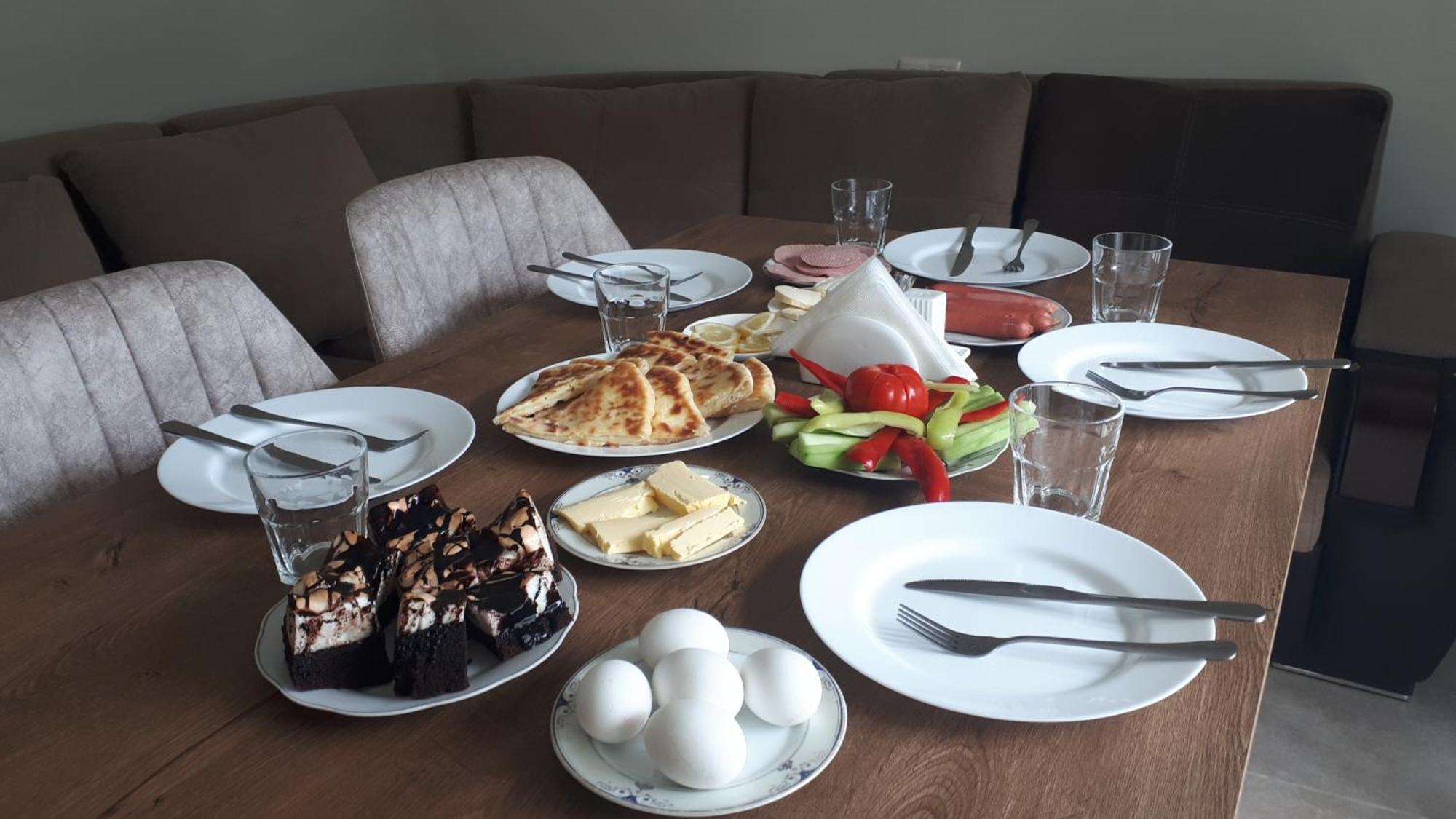 Hotel Khulo Lnn 외부 사진